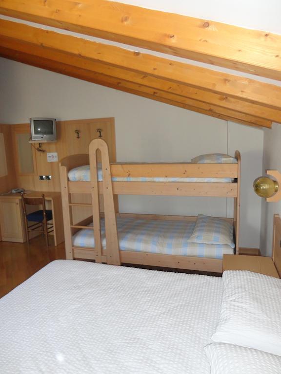كيمبرا Hotel Al Caminetto الغرفة الصورة